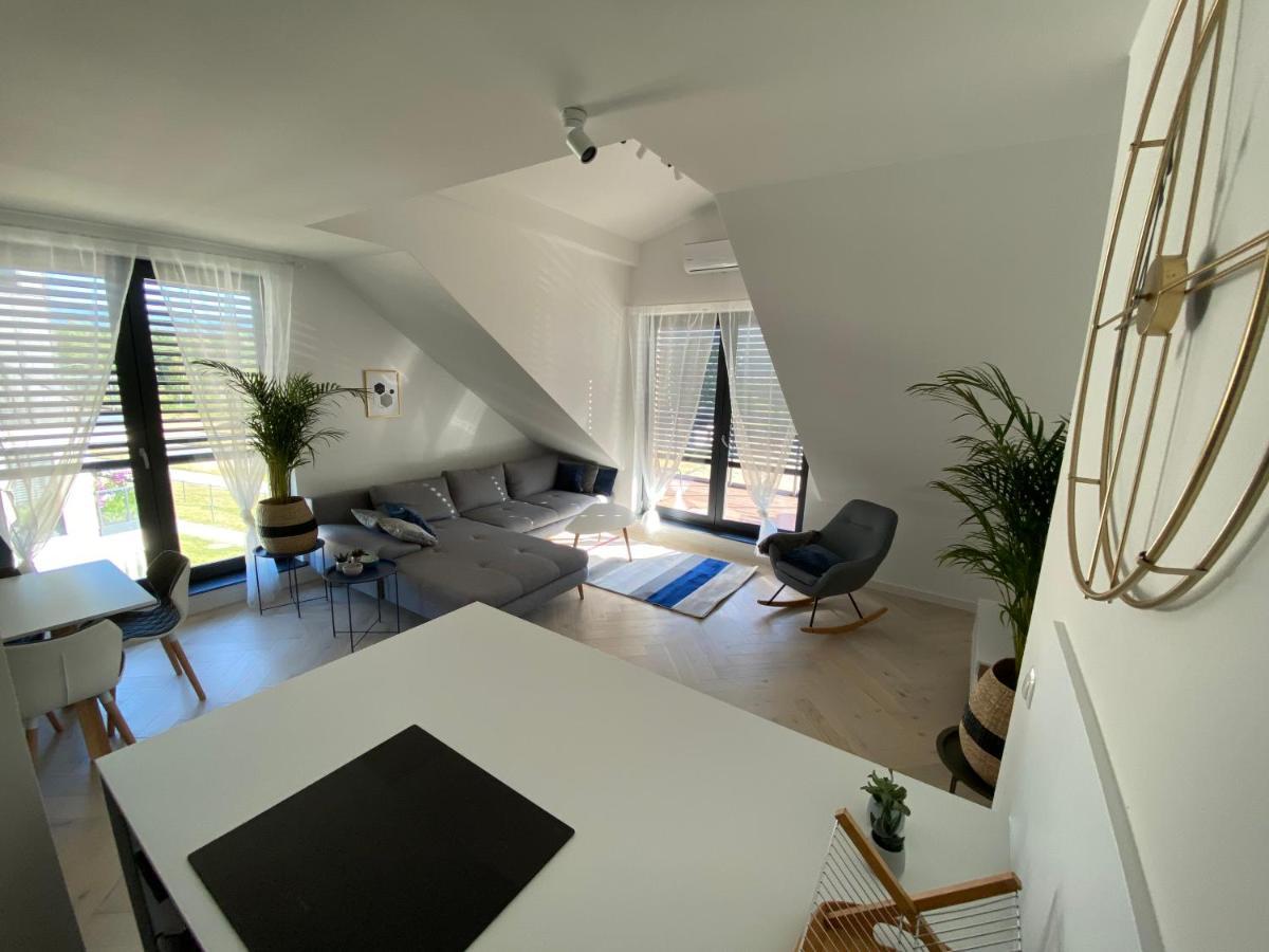 Lazy Deer - Apartamenty Jelenia Góra Exteriör bild